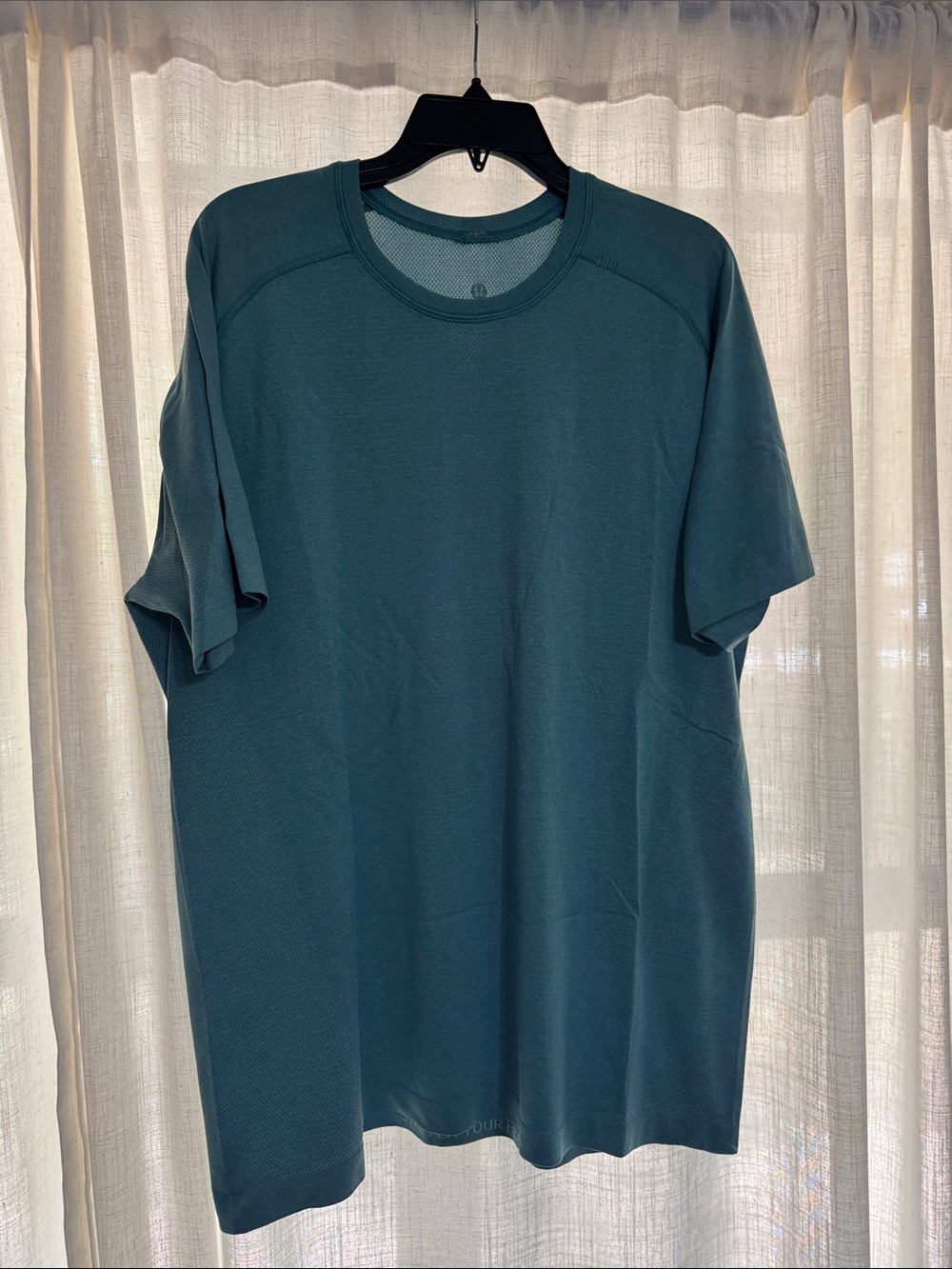 lululemon athletica Men's Crew Neck Short Sleeve Tee in Teal Green